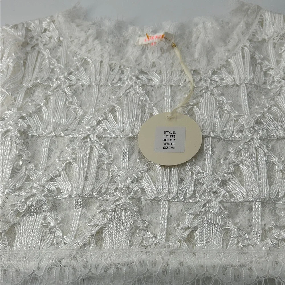 Luxxel White Textured Lace Crop Top